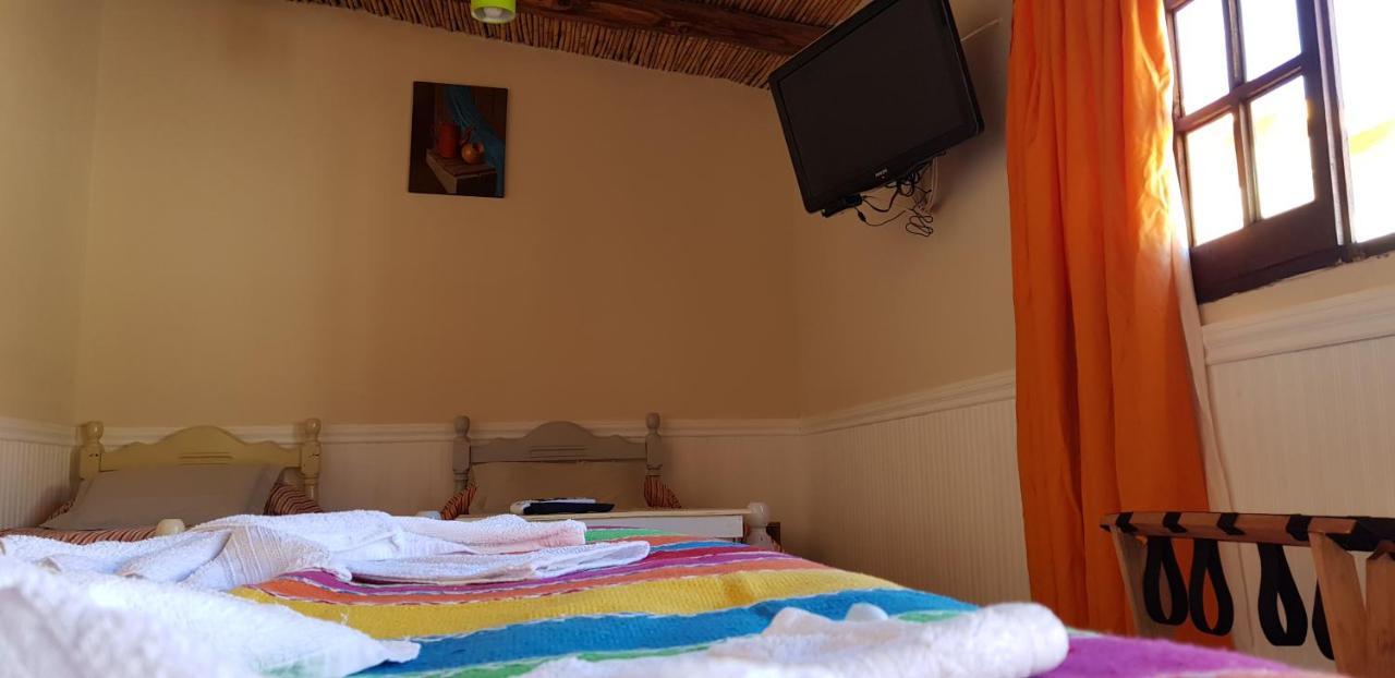 Hostal Asqui Pacha Tilcara Exterior foto